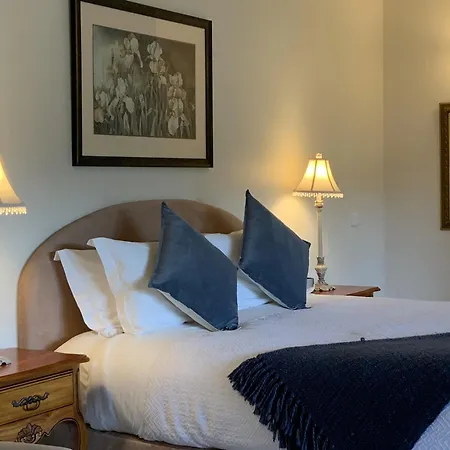 Delderfield Villas Marysville Room photo