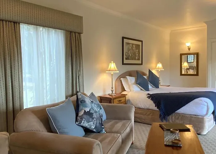 Delderfield Villas